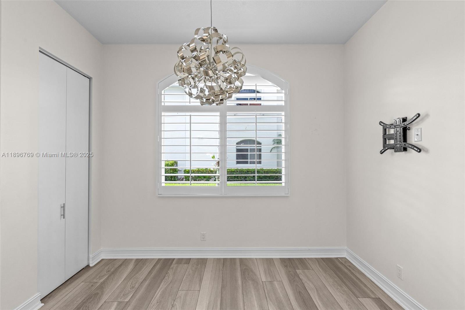 PALM BAY CLUB CONDO - Residential
