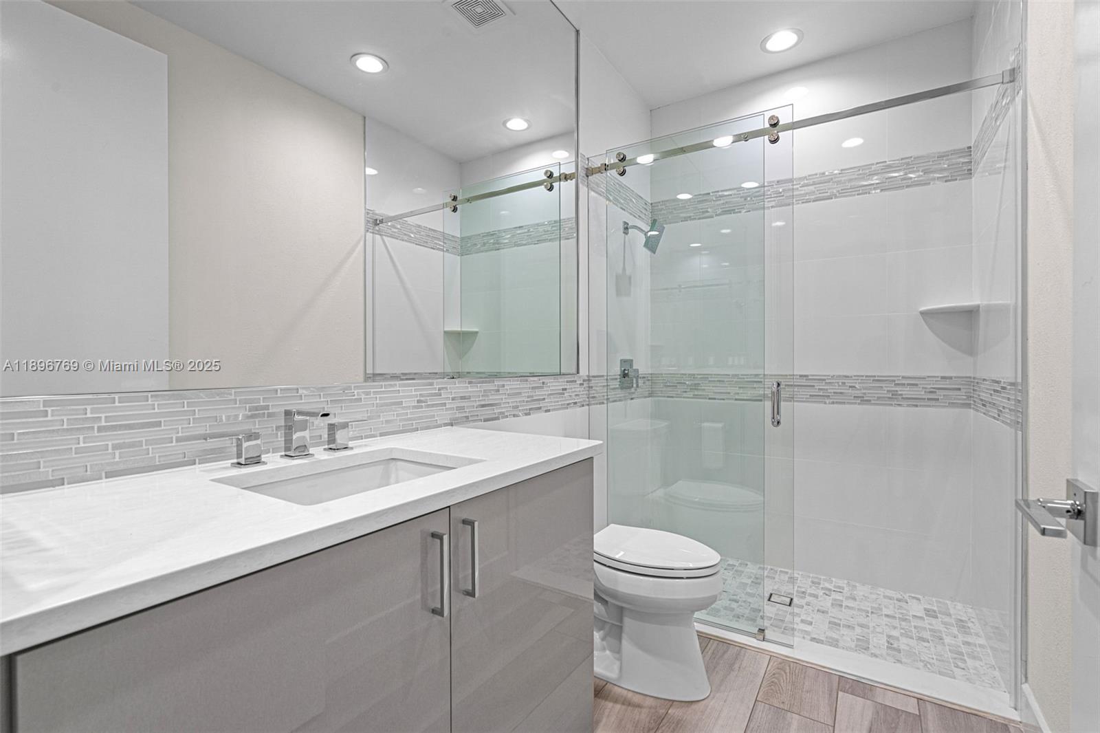 PALM BAY CLUB CONDO - Residential