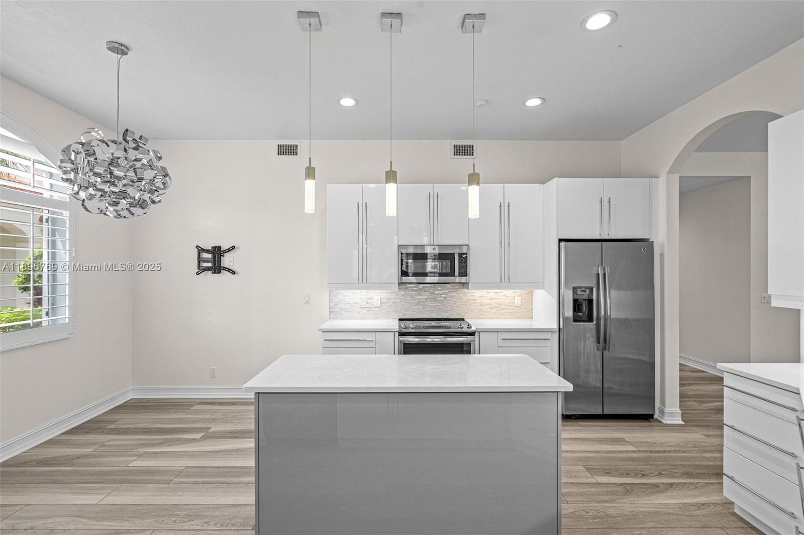 PALM BAY CLUB CONDO - Residential