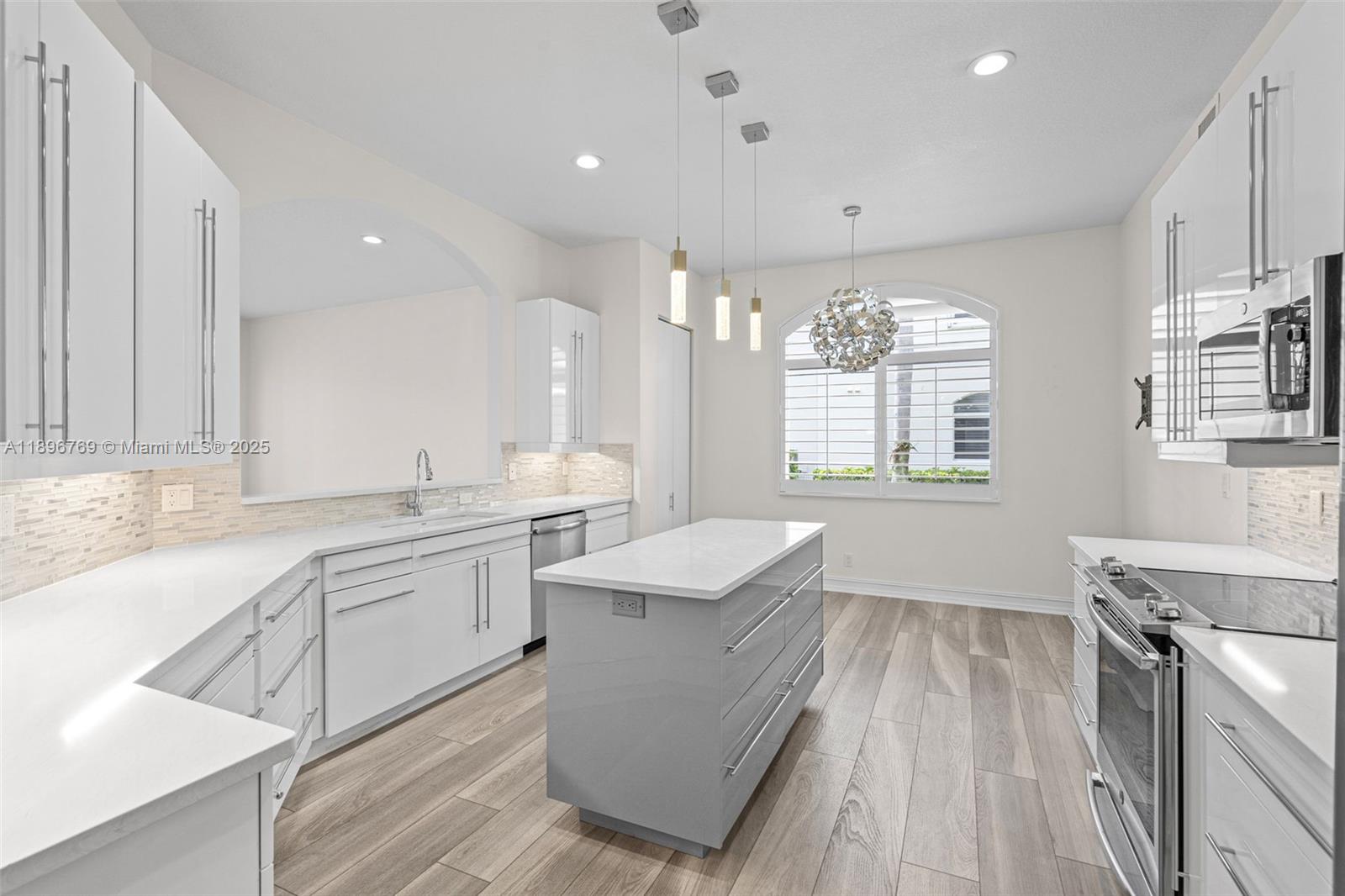 PALM BAY CLUB CONDO - Residential