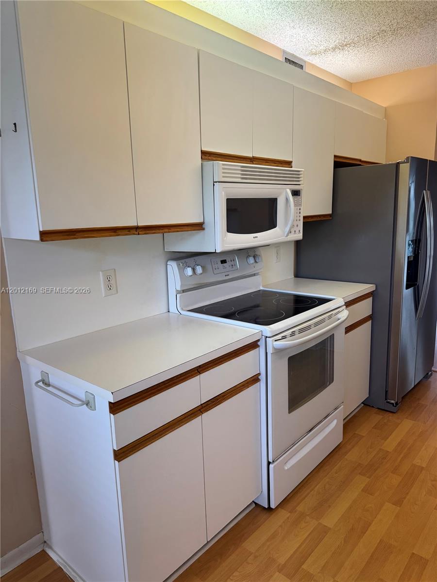 HAWTHORNE AT CENTURY VILL - Residential