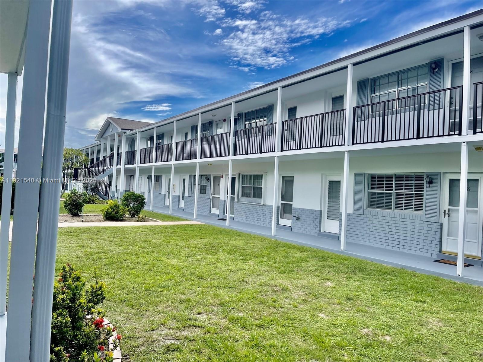 TOWN & COUNTRY APTS CONDO - Residential