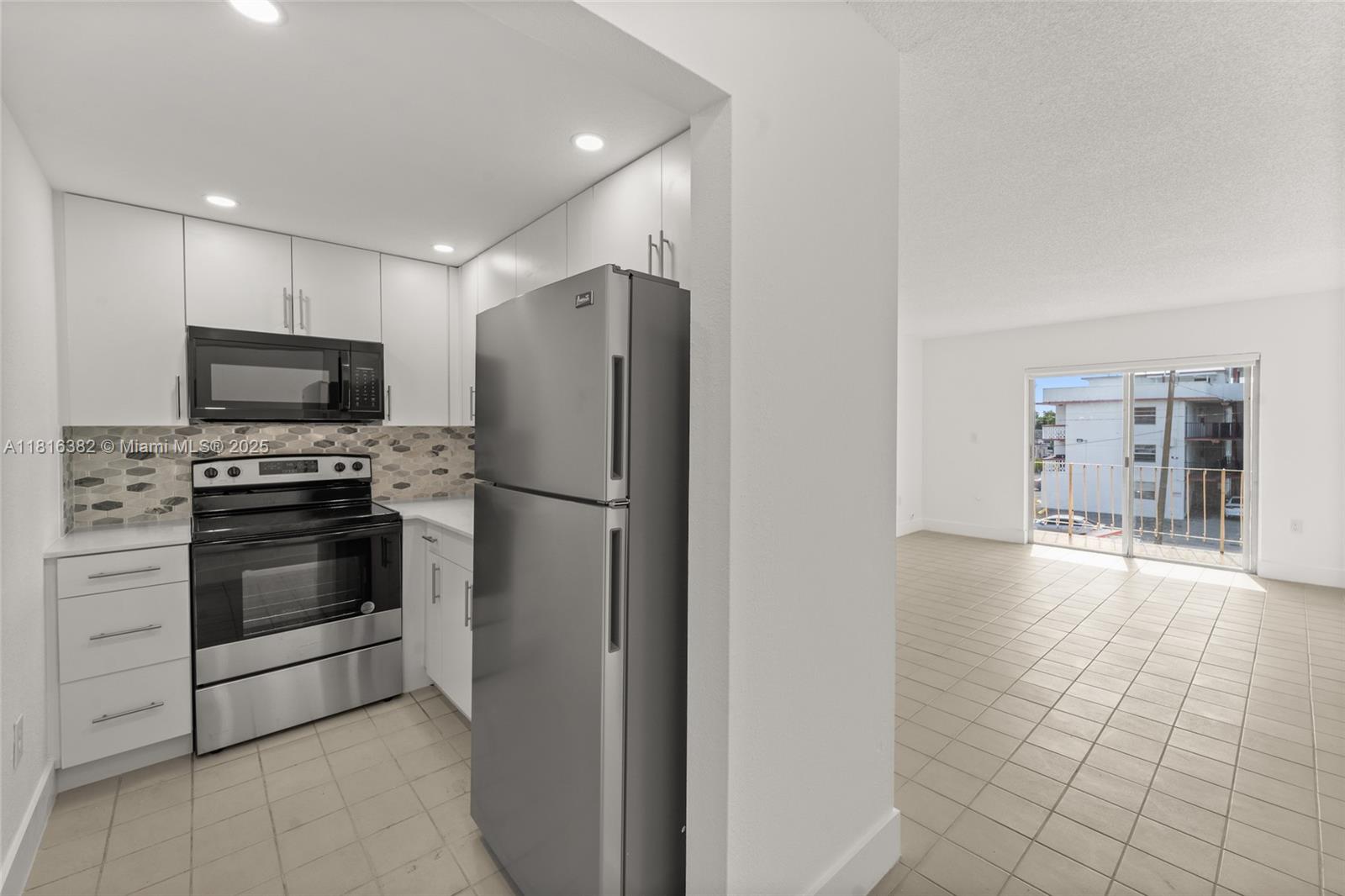 6200 W Flagler St 308, Miami, Broward County, Florida - 1 Bedrooms  
1 Bathrooms - 