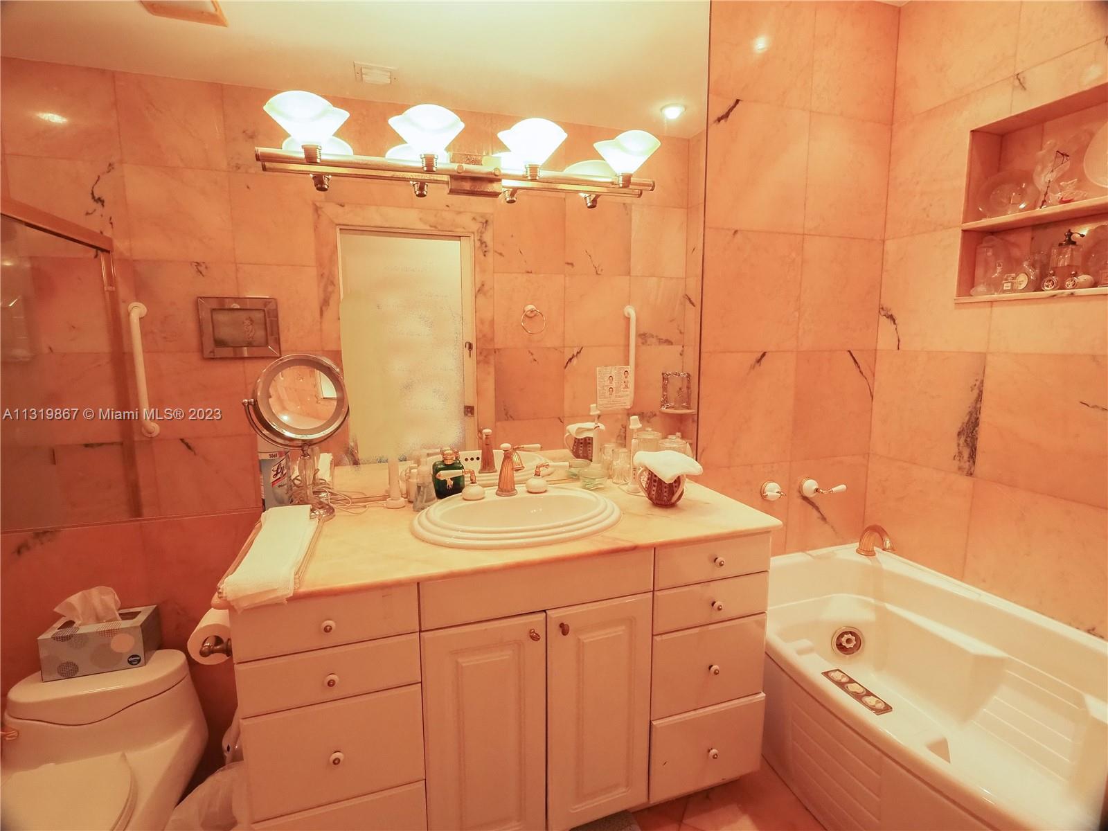 NAUTILUS EXTENSION 5TH - Residential