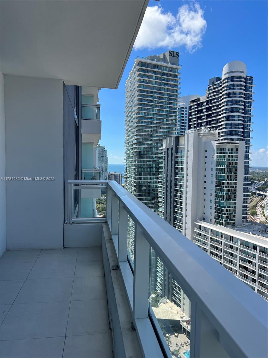 Rental Property at 1080 Brickell Ave 3307, Miami, Broward County, Florida - Bedrooms: 1 
Bathrooms: 1  - $3,900 MO.