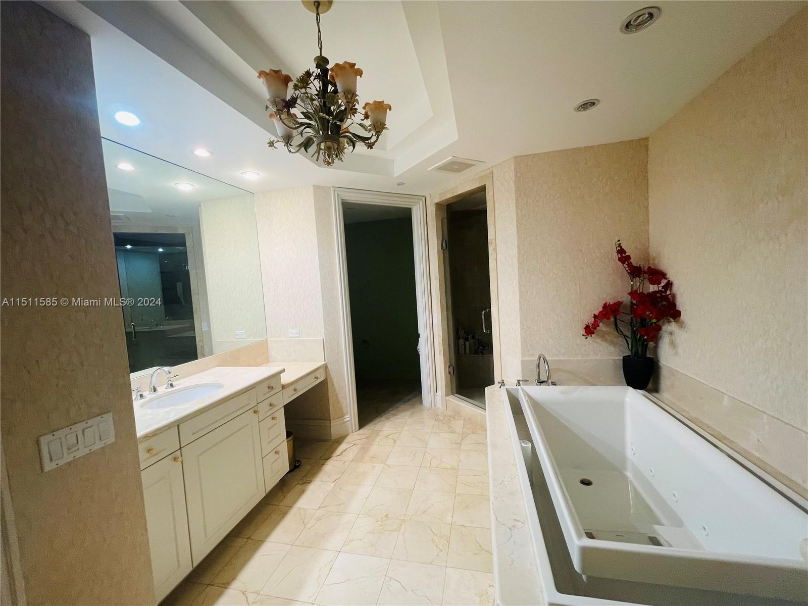 10295 COLLINS AVE RESDNTA - Residential