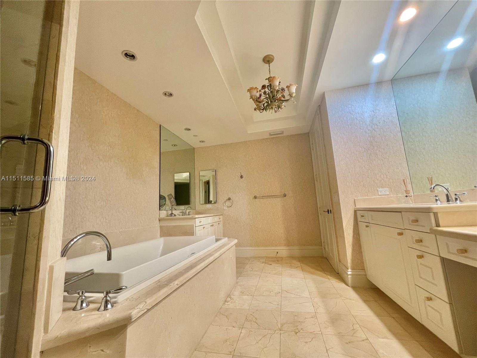 10295 COLLINS AVE RESDNTA - Residential