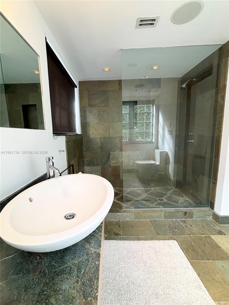 BALI CONDO - Residential