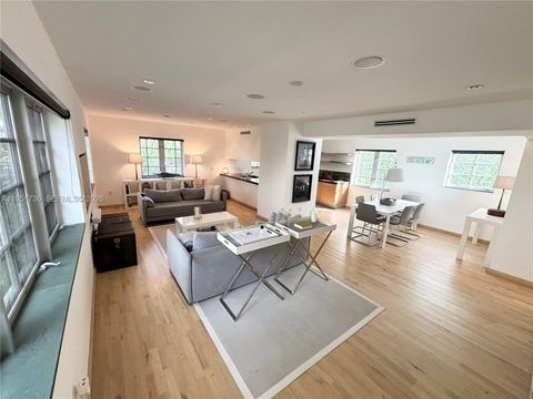 1520 Michigan Ave 1 Miami Beach FL 33139