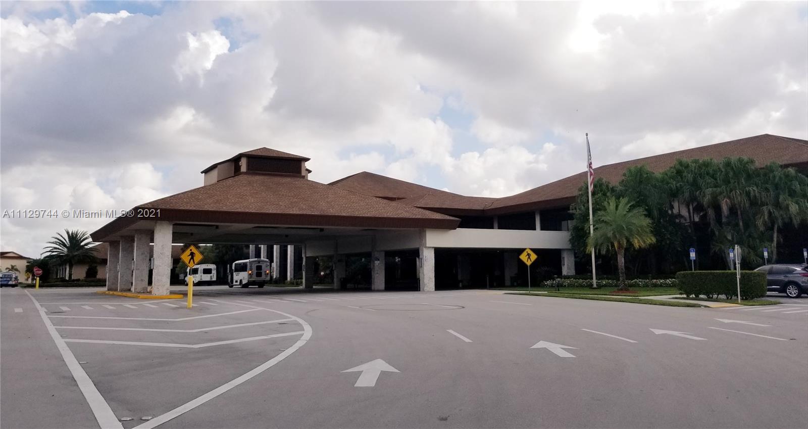 CAMBRIDGE AT CENTURY VILL - Residential