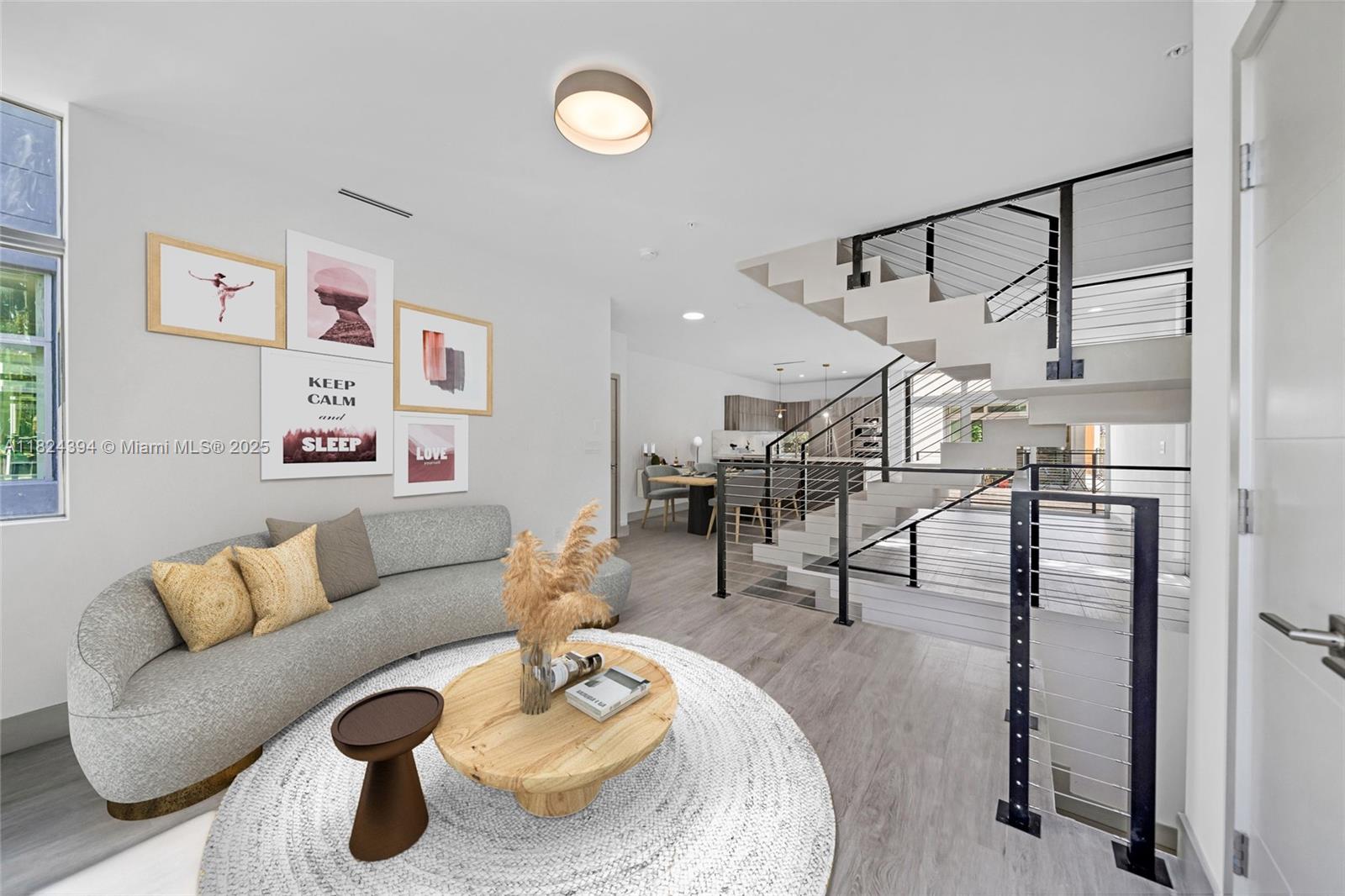 2926 Bird Ave 4