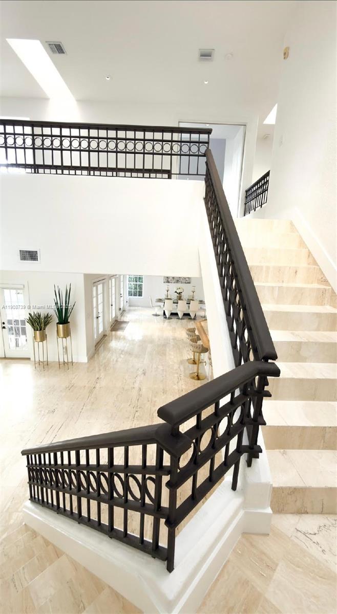 ALAMEDA NORTHWEST - Residential