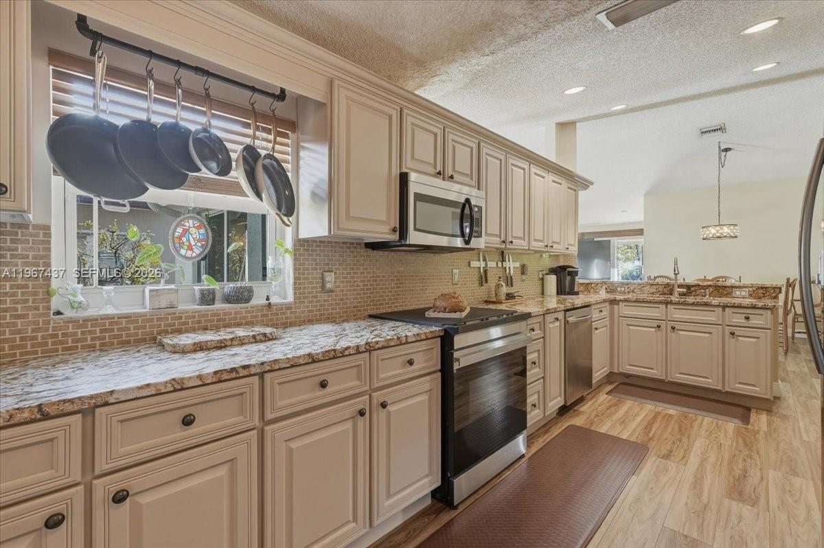 ARBORETUM - Residential