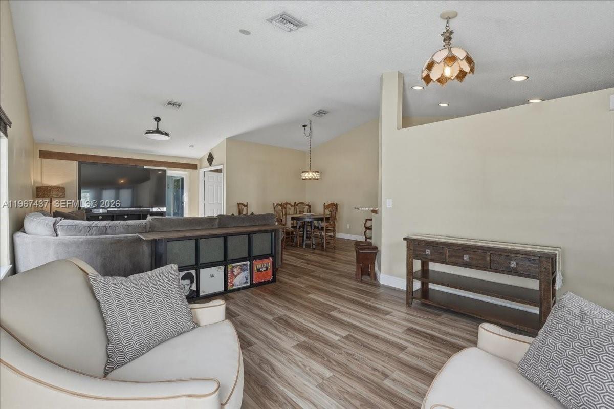 ARBORETUM - Residential