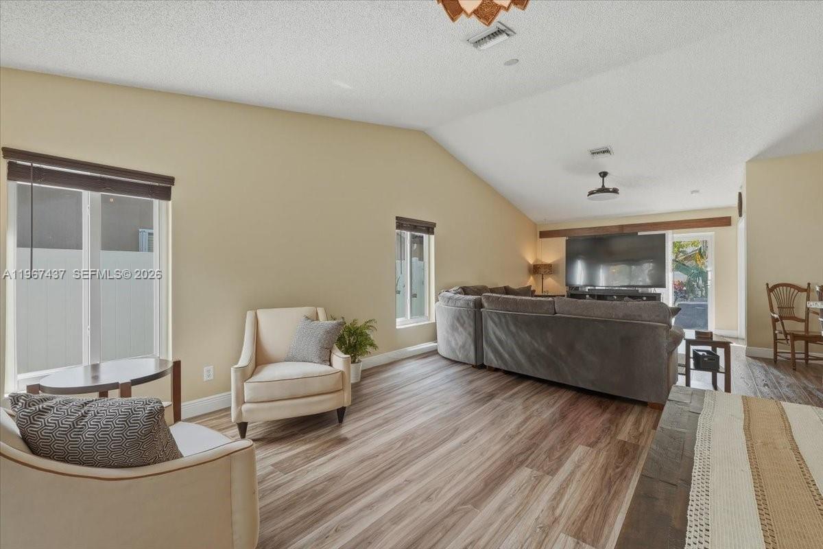 ARBORETUM - Residential