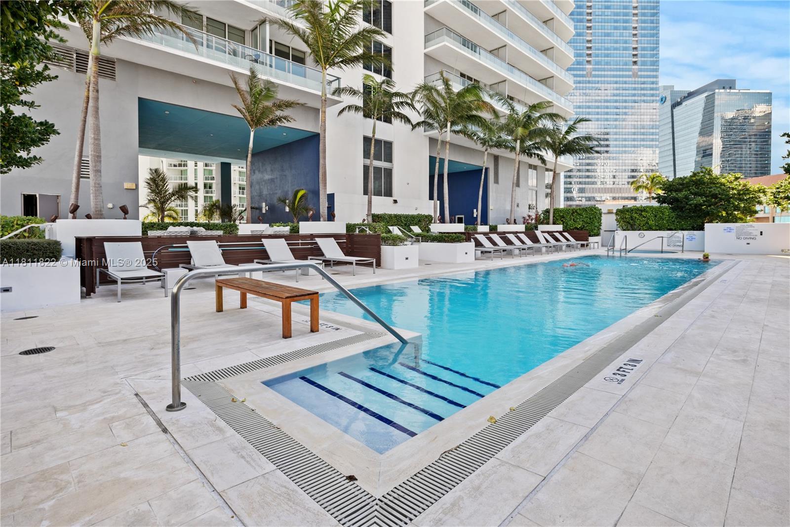BRICKELLHOUSE CONDO - Land