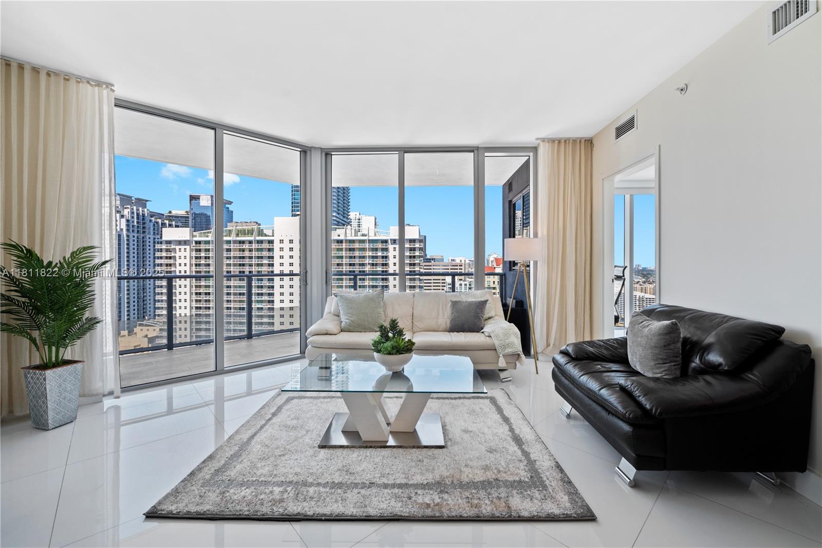 BRICKELLHOUSE CONDO - Land