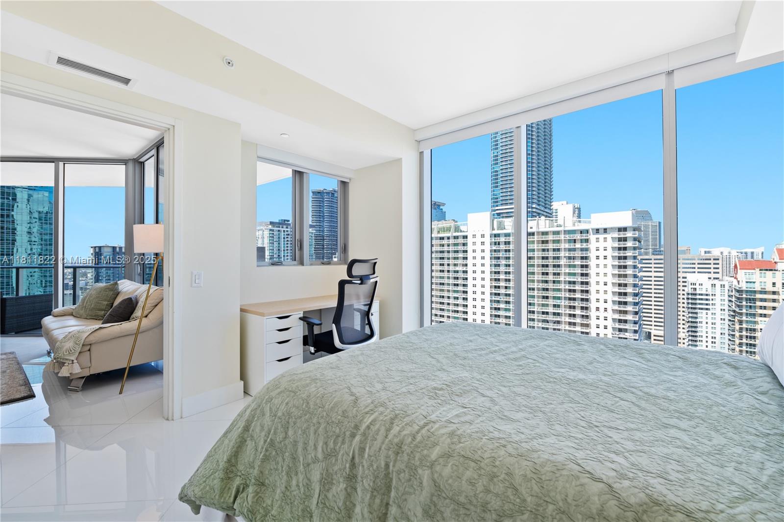 BRICKELLHOUSE CONDO - Land