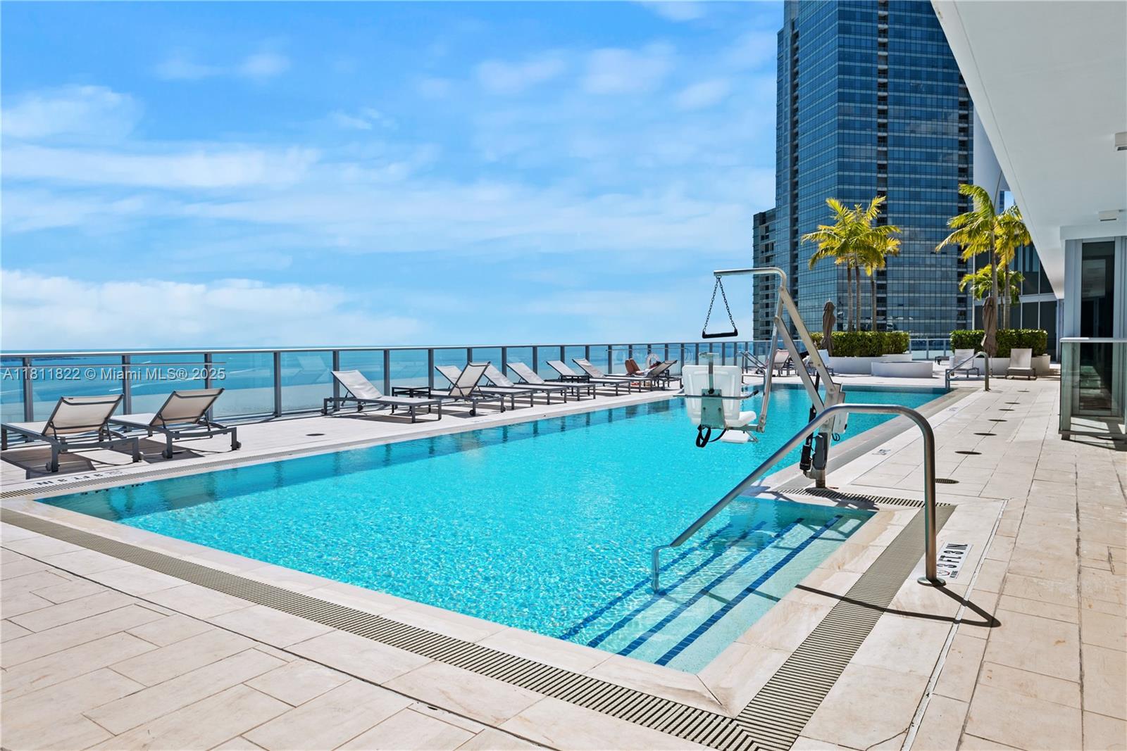 BRICKELLHOUSE CONDO - Land