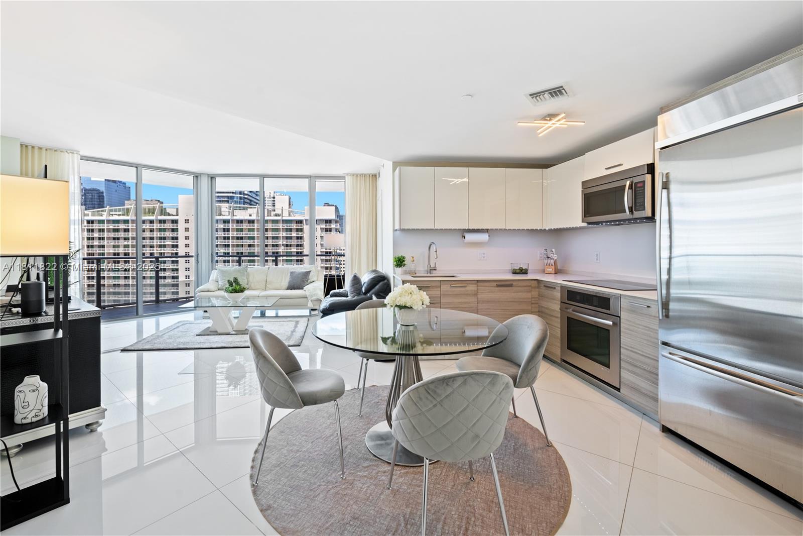 BRICKELLHOUSE CONDO - Land