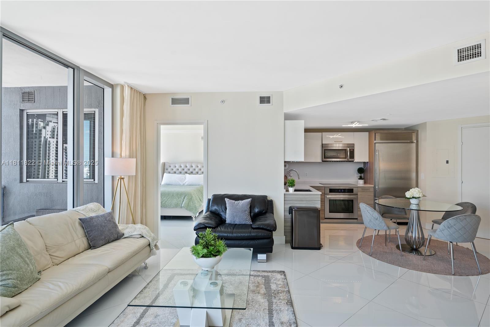 BRICKELLHOUSE CONDO - Land