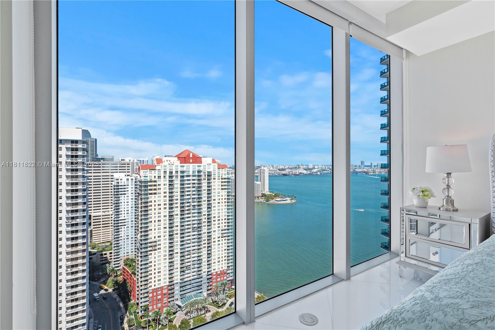 BRICKELLHOUSE CONDO - Land