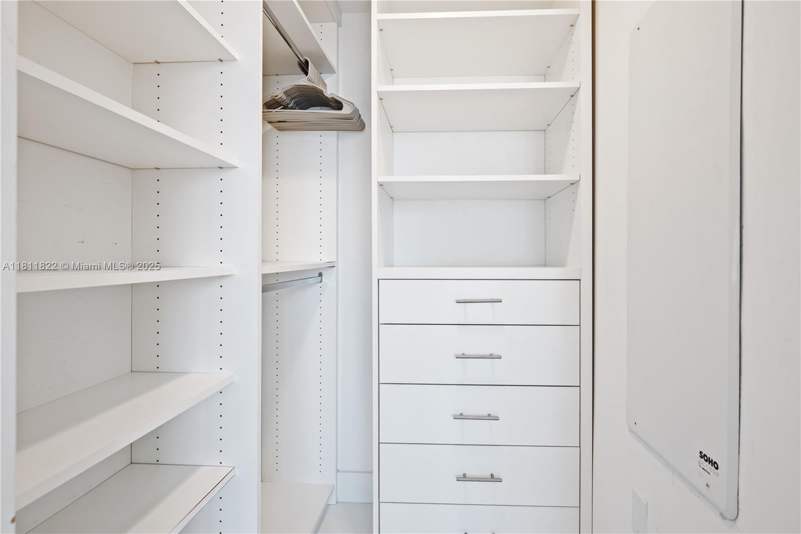 BRICKELLHOUSE CONDO - Land