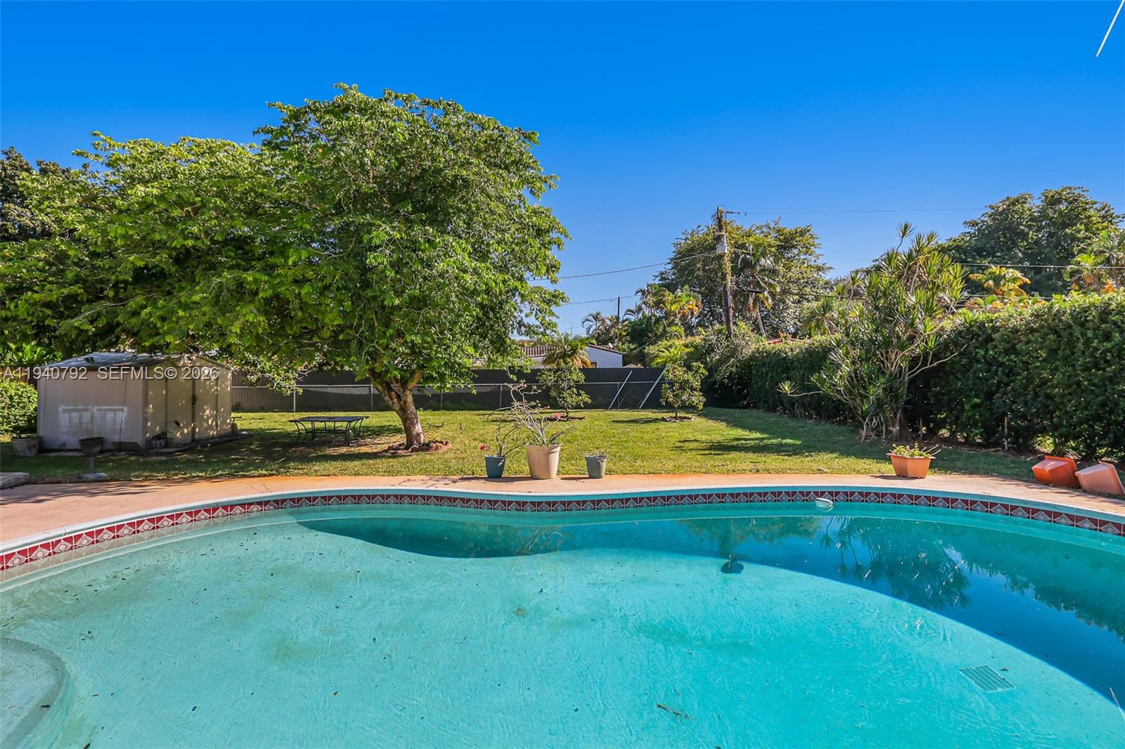 AMD PL GRIFFING BISCAYNE - Residential