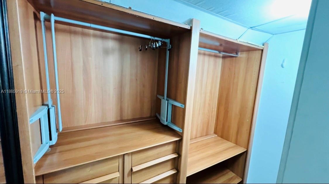 THE EMERALD AT BRICKELL C - Residential Lease