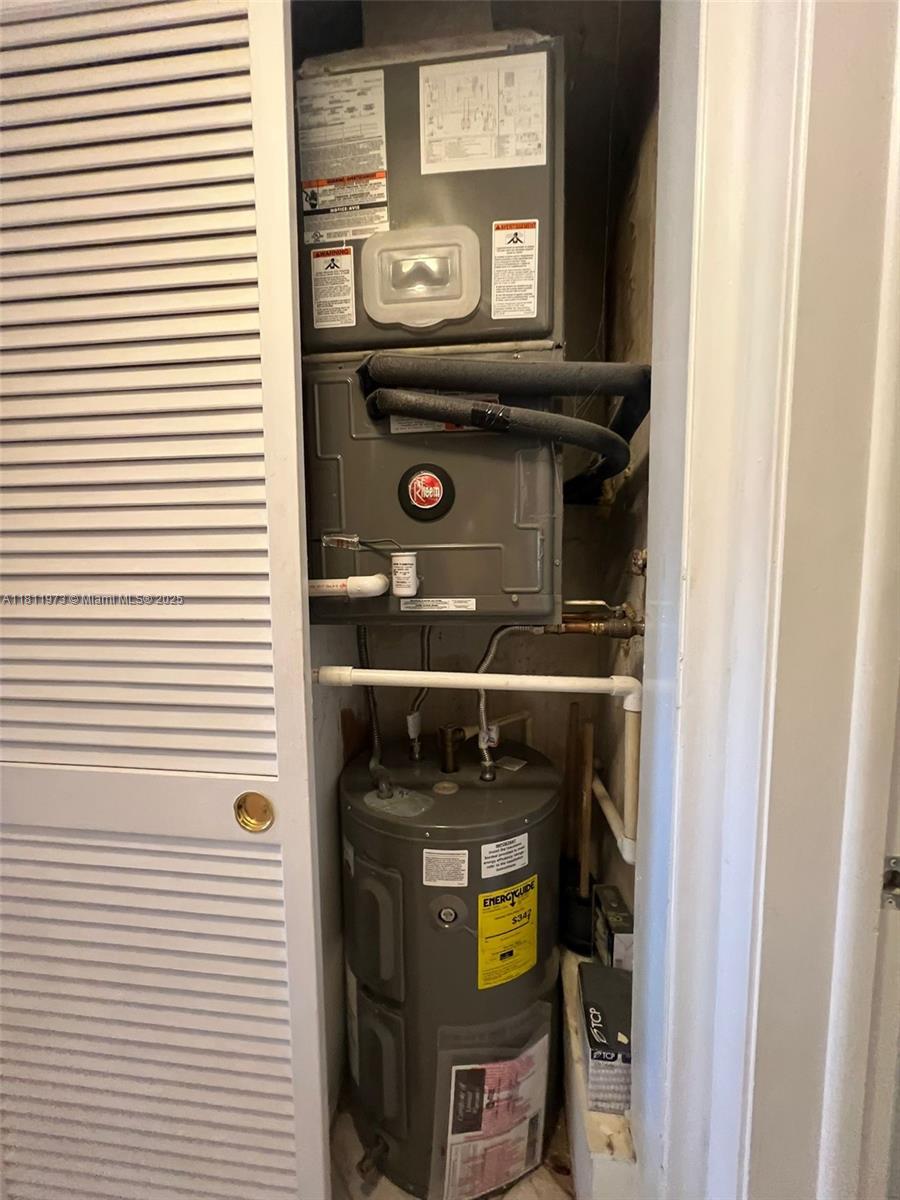 CRYSTAL COURT MANOR NO 6 - Residential