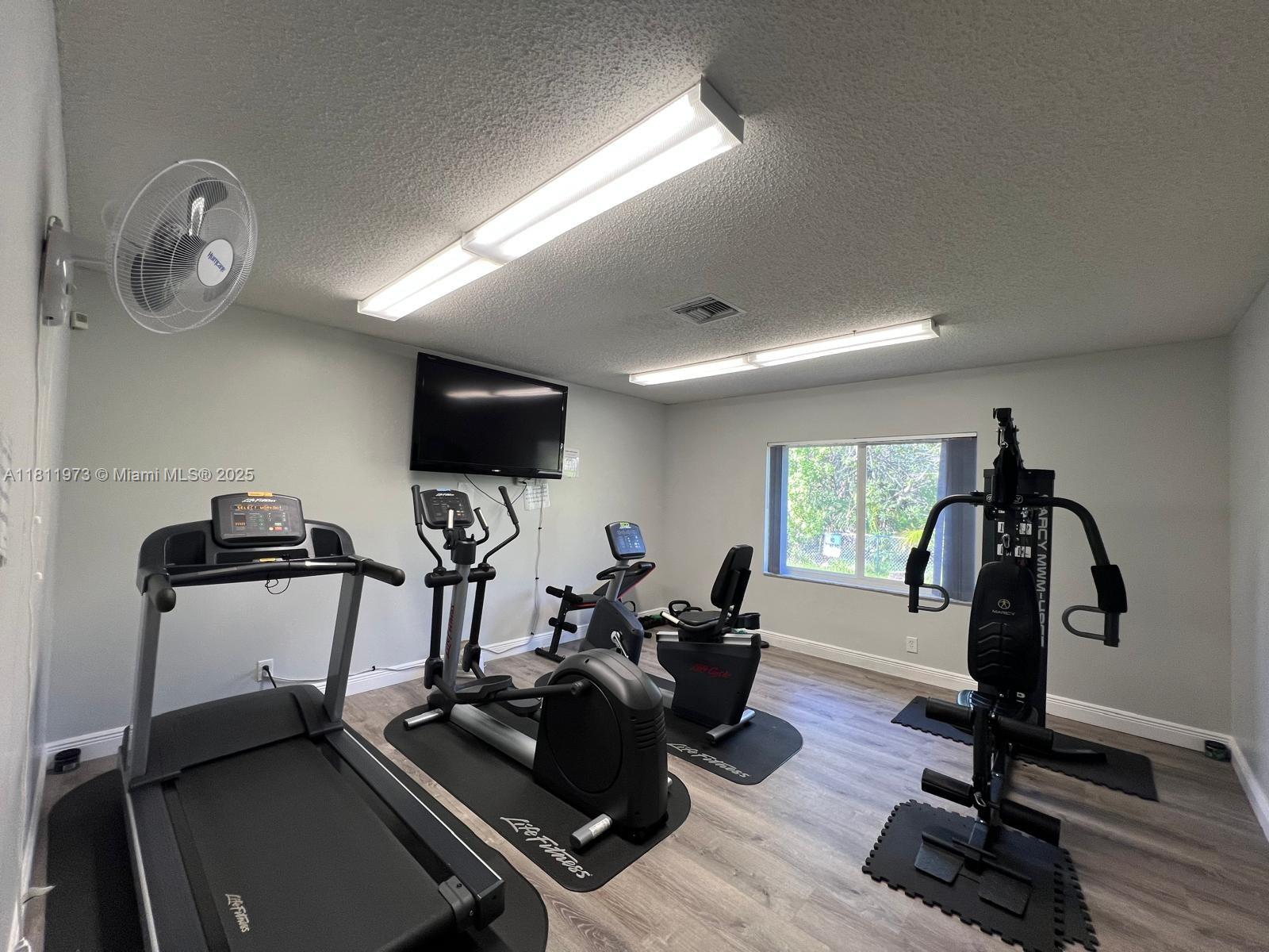 CRYSTAL COURT MANOR NO 6 - Residential