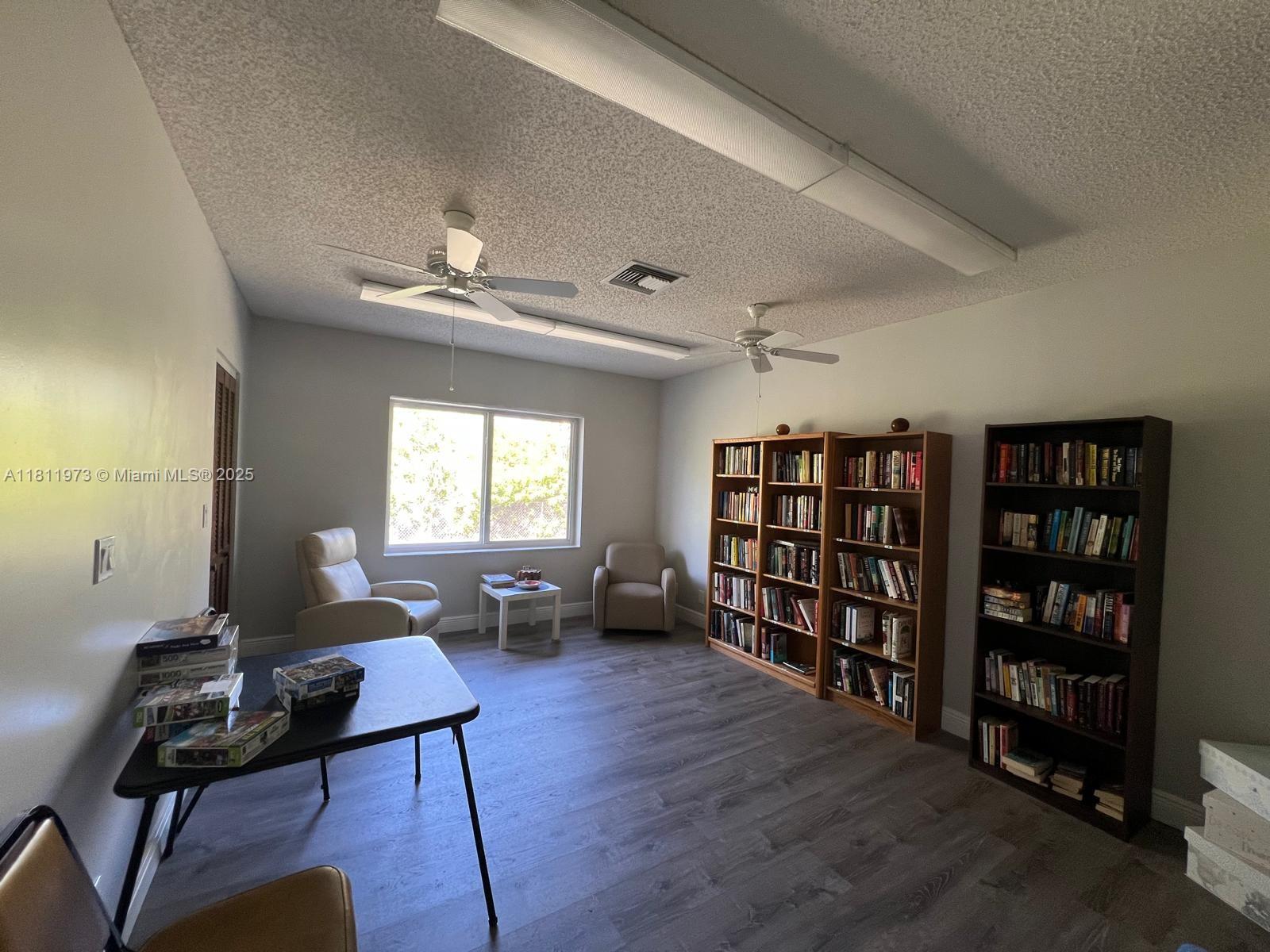 CRYSTAL COURT MANOR NO 6 - Residential