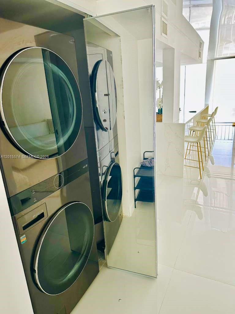 TOWERS OF OCEANVIEW SOUTH - Residential Lease