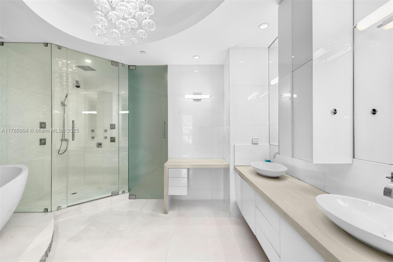 TRUMP PALACE CONDO - Residential