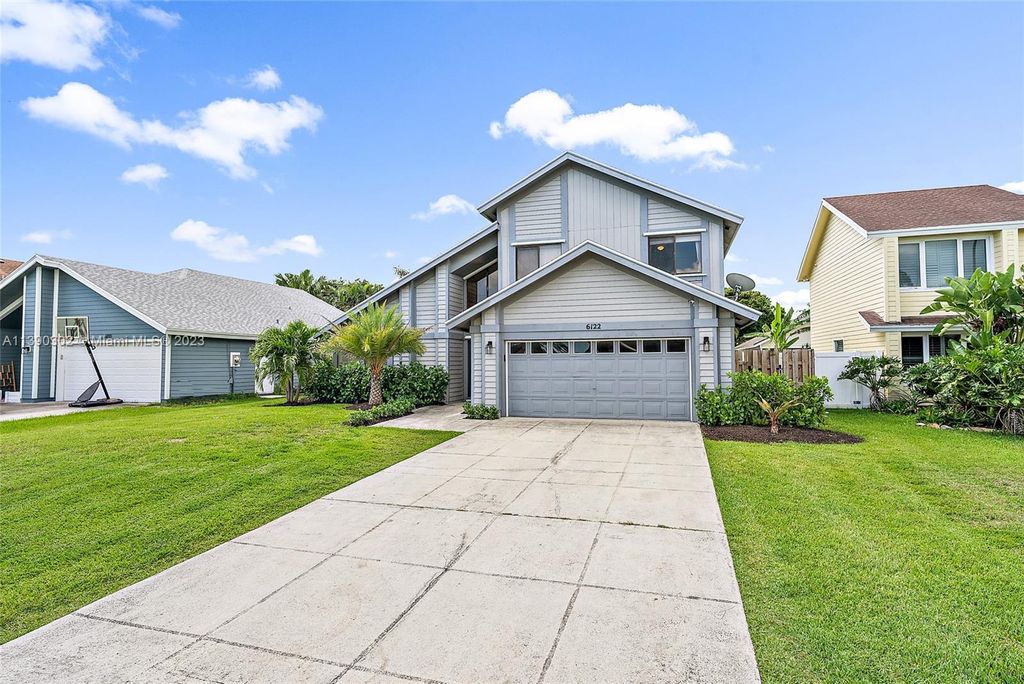 Photo of 6122 Adams St, Jupiter, FL 33458 (MLS # A11390302)