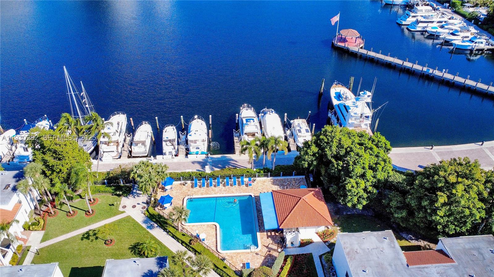 MARINER VILLAGE GARDEN CO - Residential