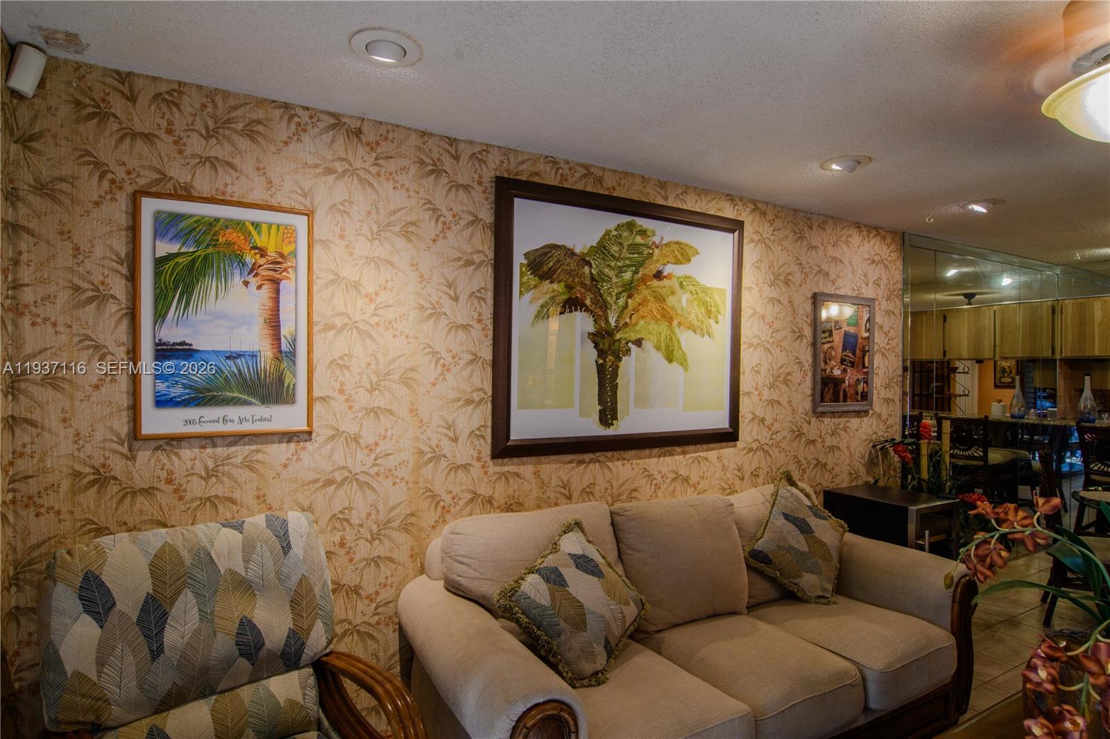 HEFTLER TOWNHOUSES AT RED - Residential Lease