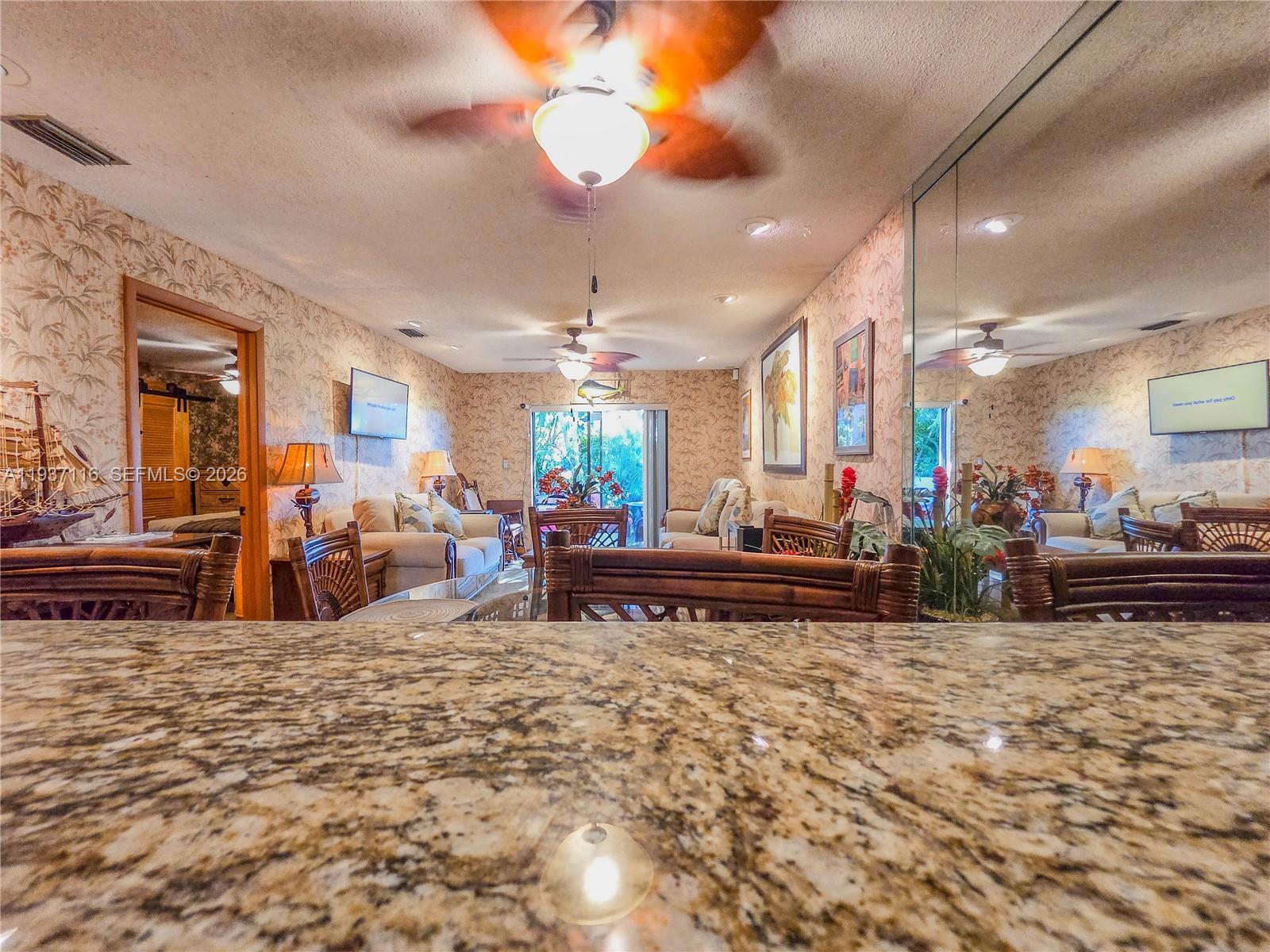 HEFTLER TOWNHOUSES AT RED - Residential Lease