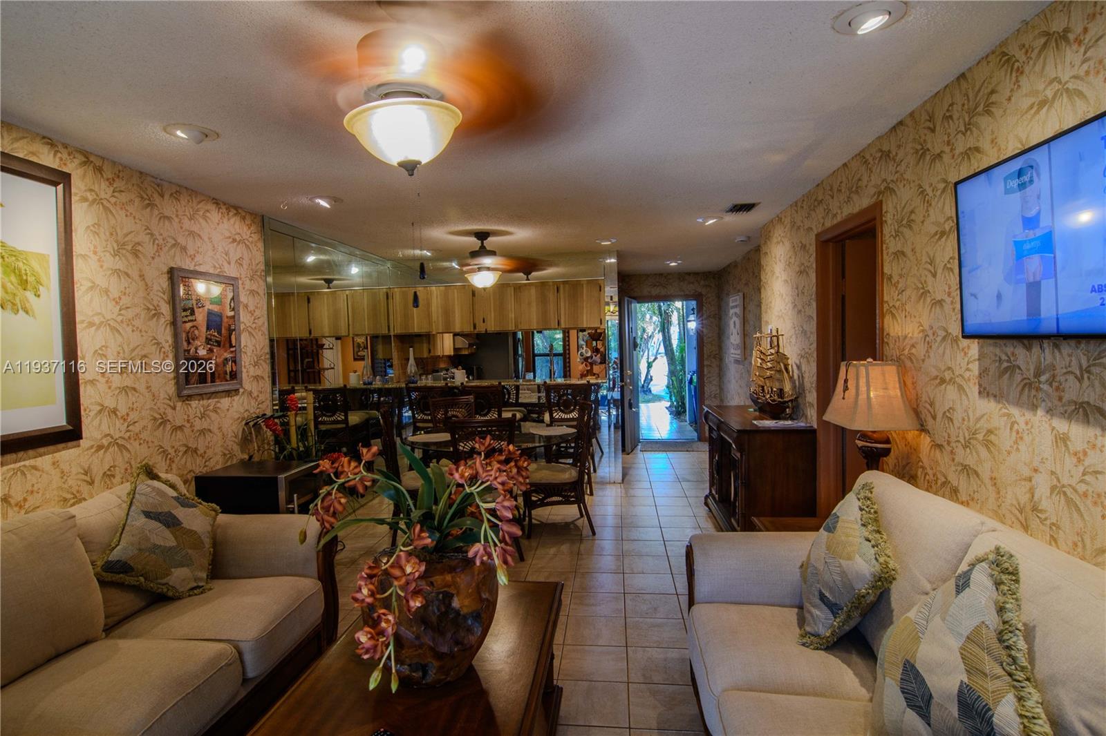 HEFTLER TOWNHOUSES AT RED - Residential Lease