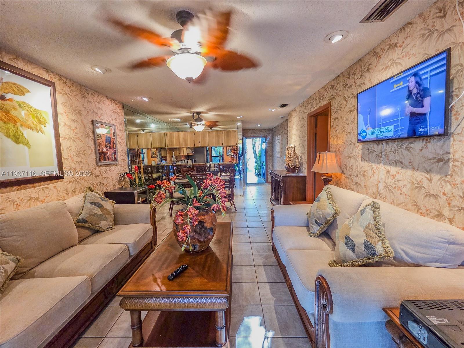 HEFTLER TOWNHOUSES AT RED - Residential Lease