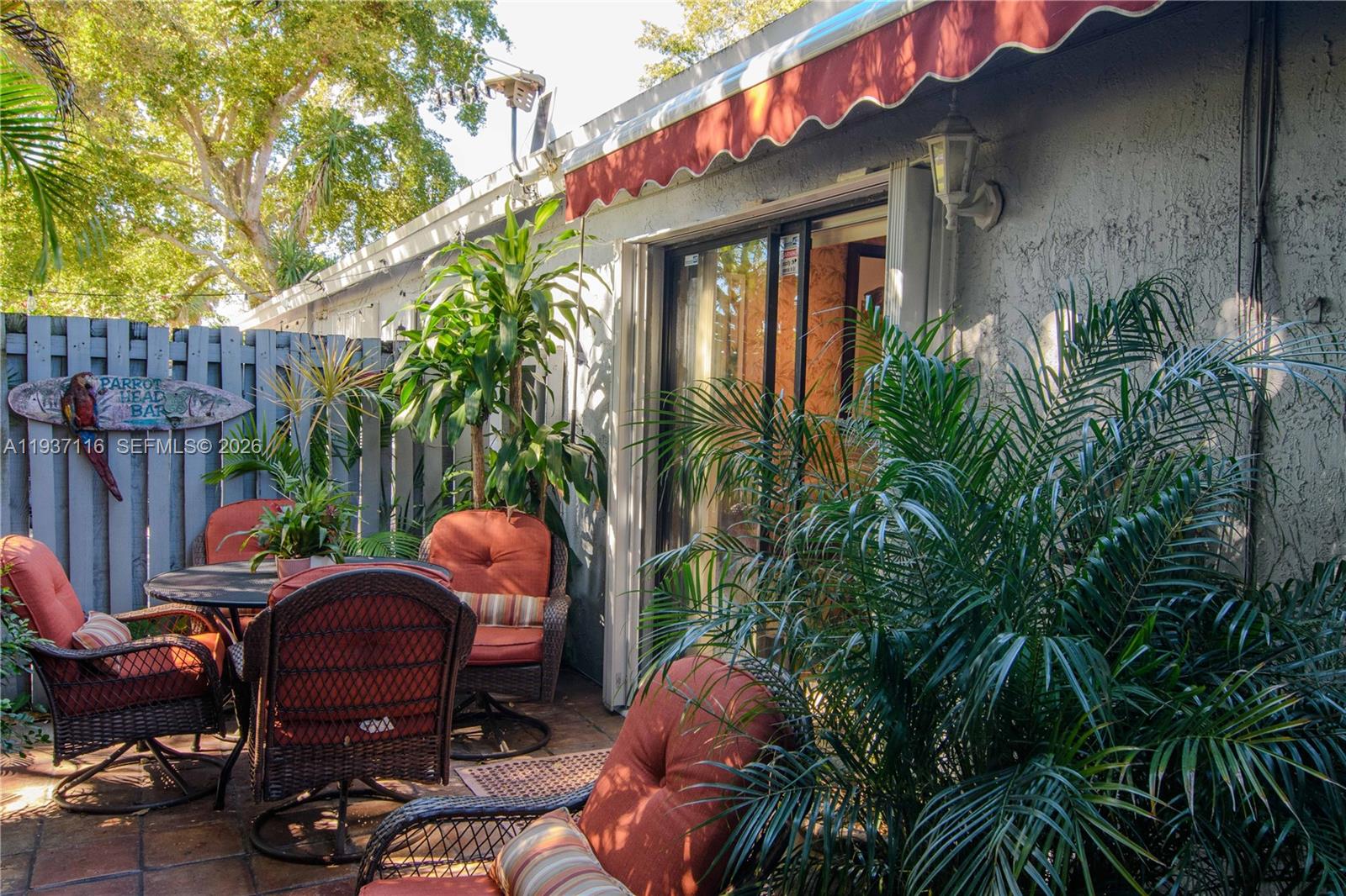 HEFTLER TOWNHOUSES AT RED - Residential Lease