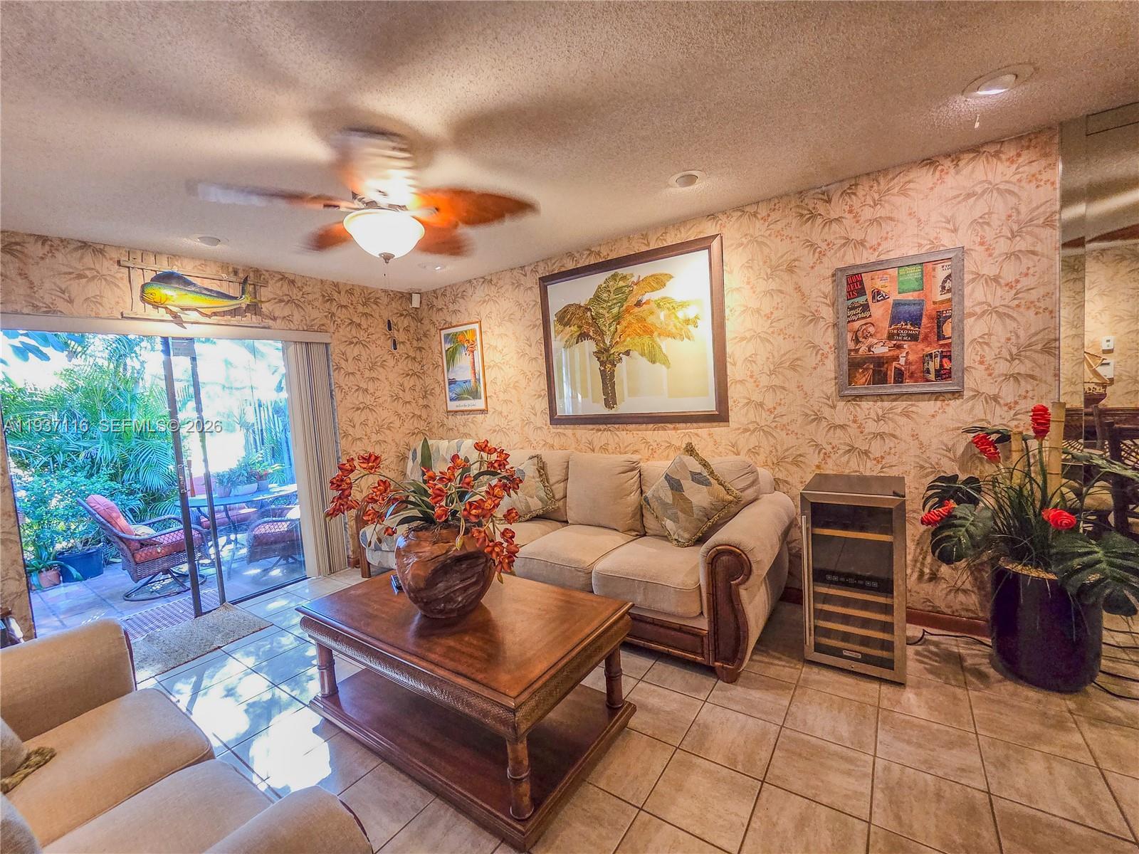 HEFTLER TOWNHOUSES AT RED - Residential Lease