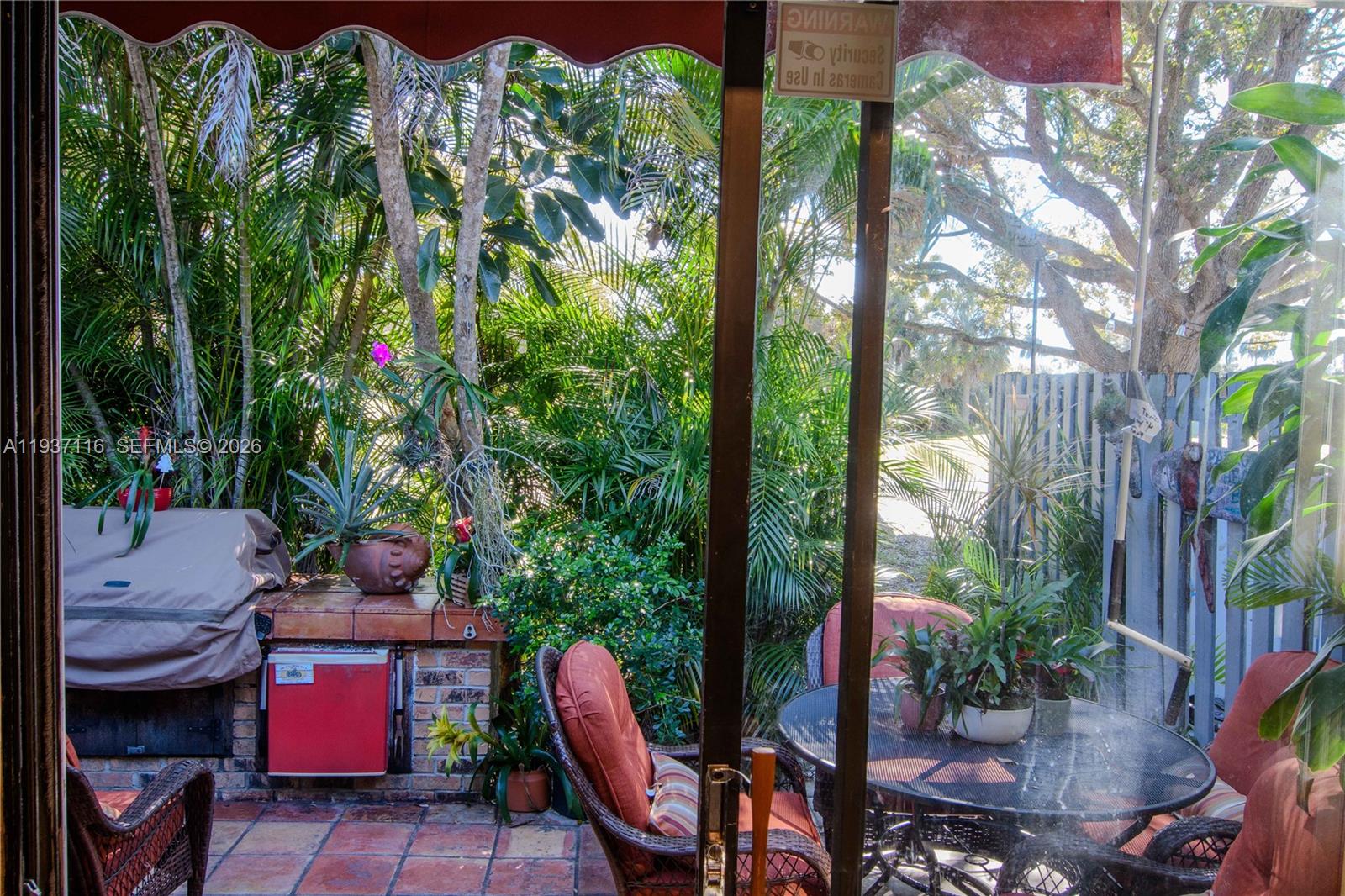 HEFTLER TOWNHOUSES AT RED - Residential Lease