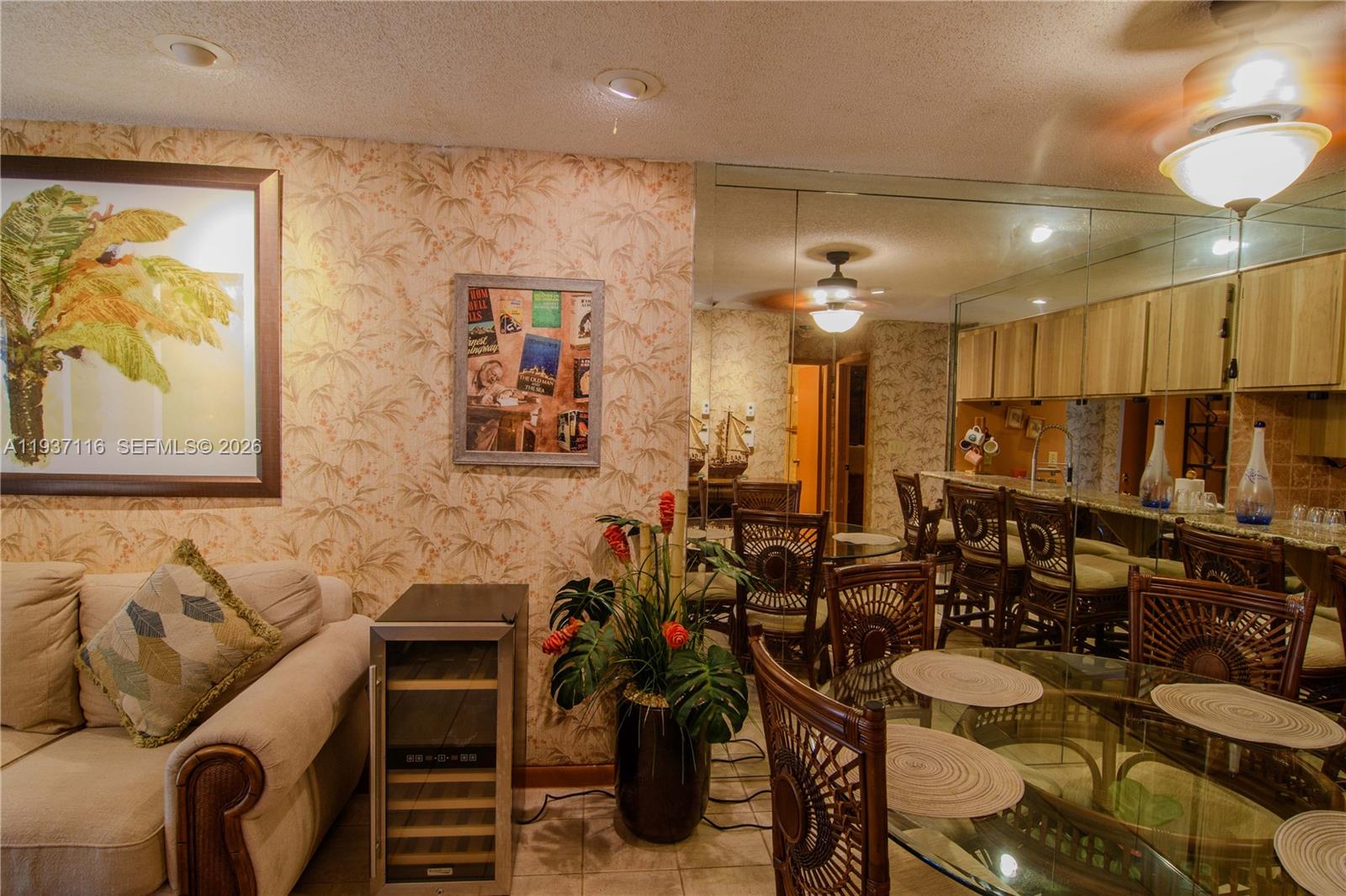 HEFTLER TOWNHOUSES AT RED - Residential Lease