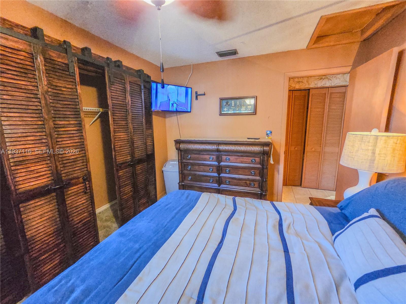 HEFTLER TOWNHOUSES AT RED - Residential Lease