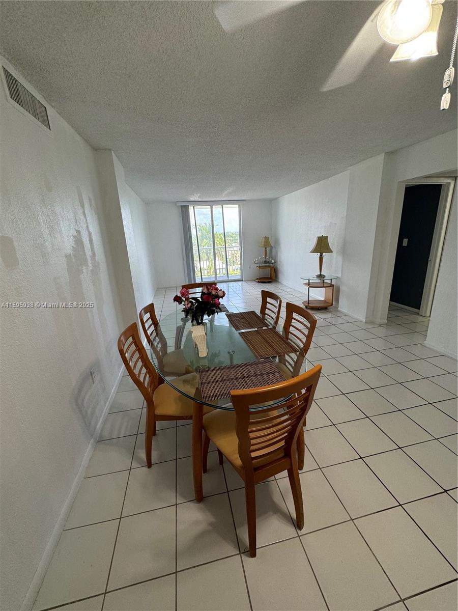 HARBOUR POINTE OF MIAMI C - Residential