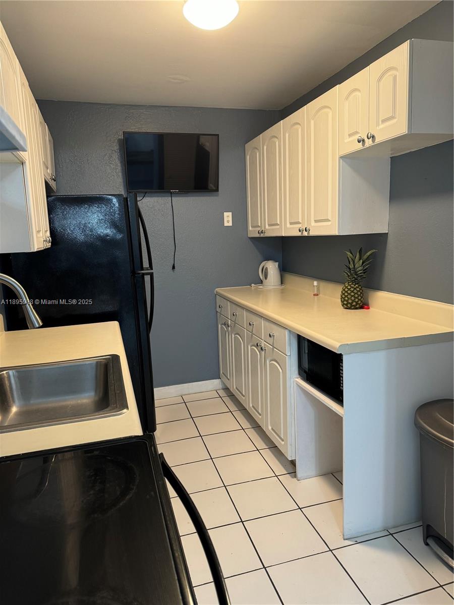 HARBOUR POINTE OF MIAMI C - Residential