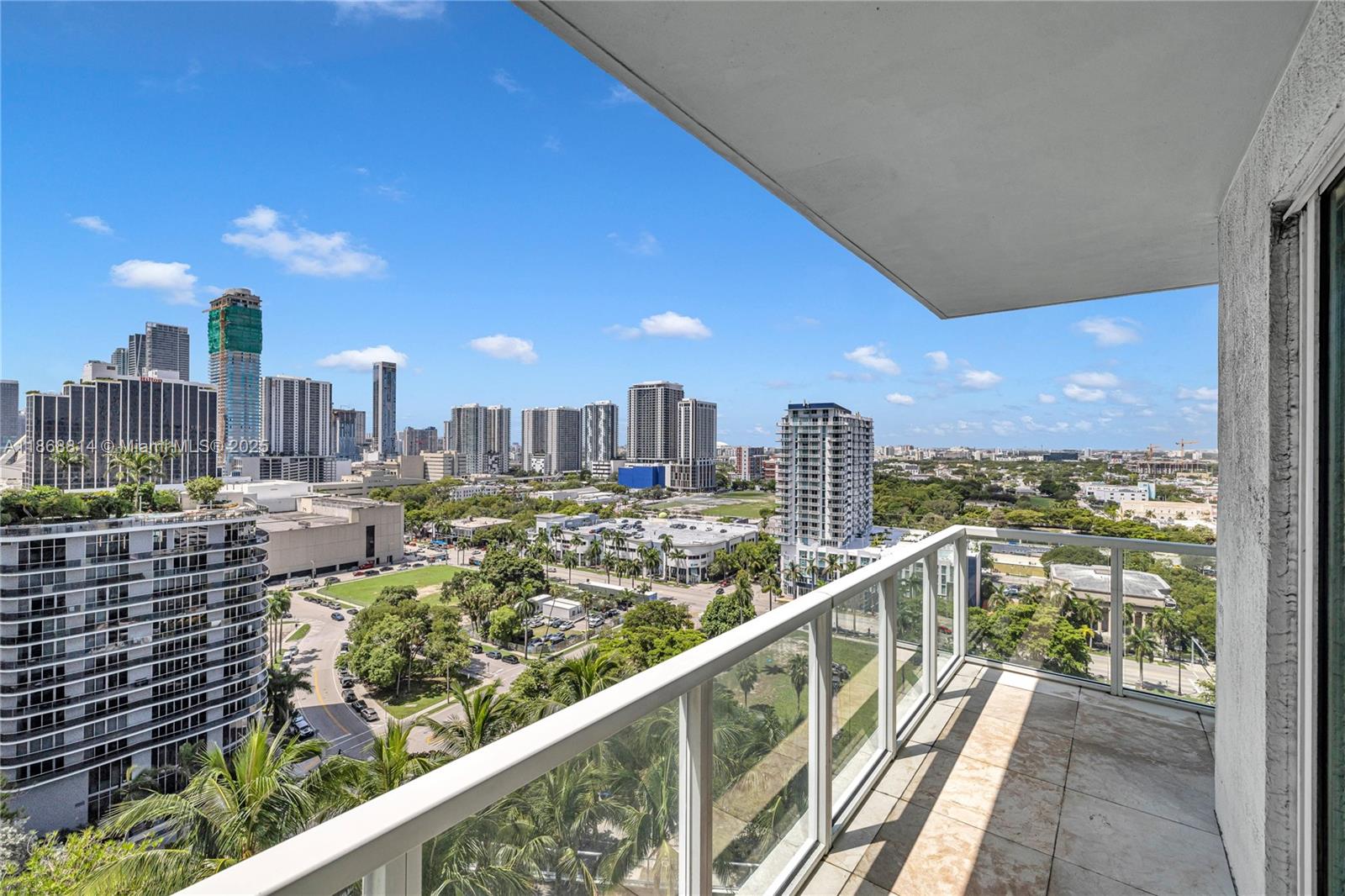 QUANTUM ON THE BAY CONDO - Residential