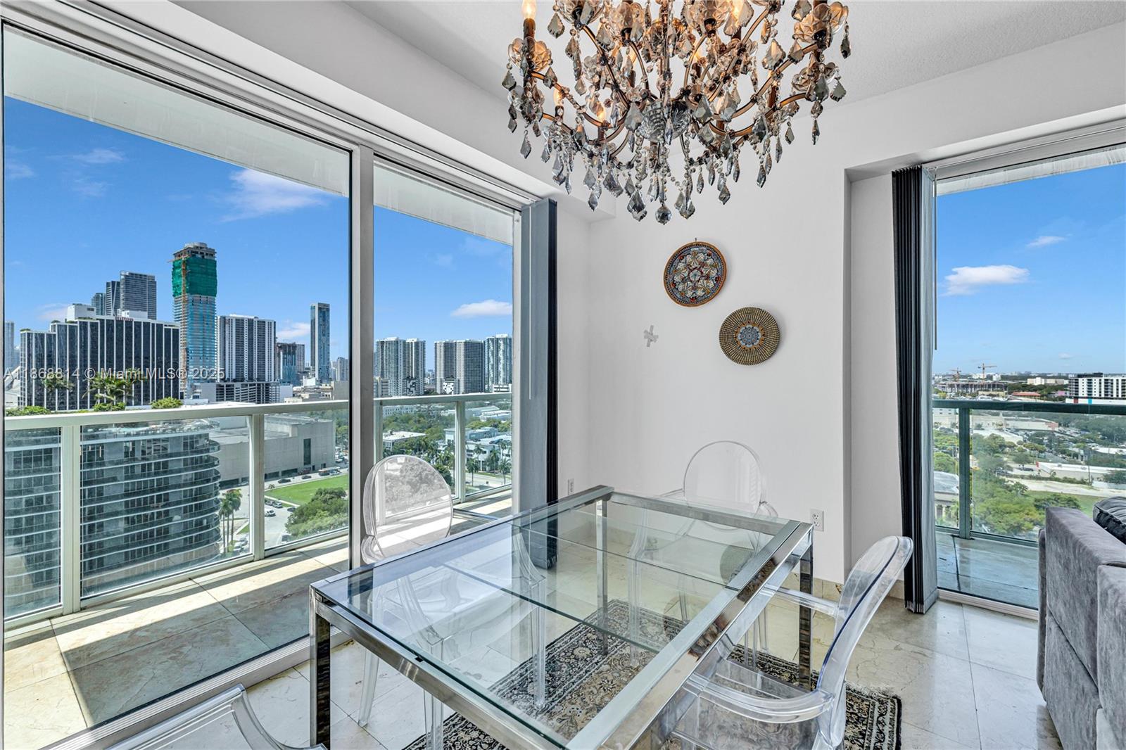 QUANTUM ON THE BAY CONDO - Residential