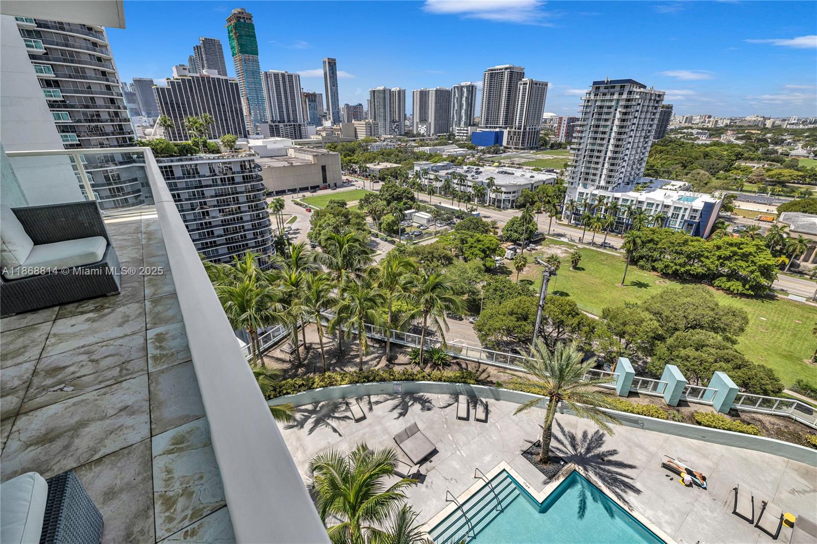 QUANTUM ON THE BAY CONDO - Residential